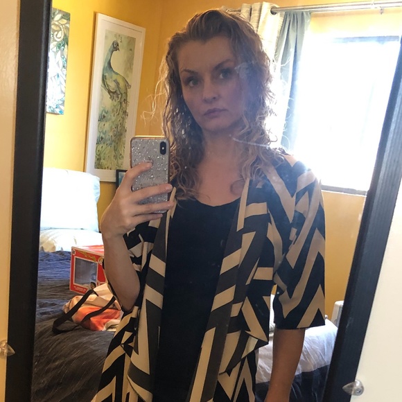 Meet your Posher, Kristie - Picture 3 of 7